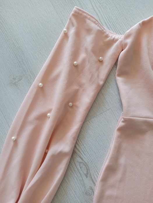 Sukienka seksowna z doczepianymi rękawami bufki perełki 34/XS nowa