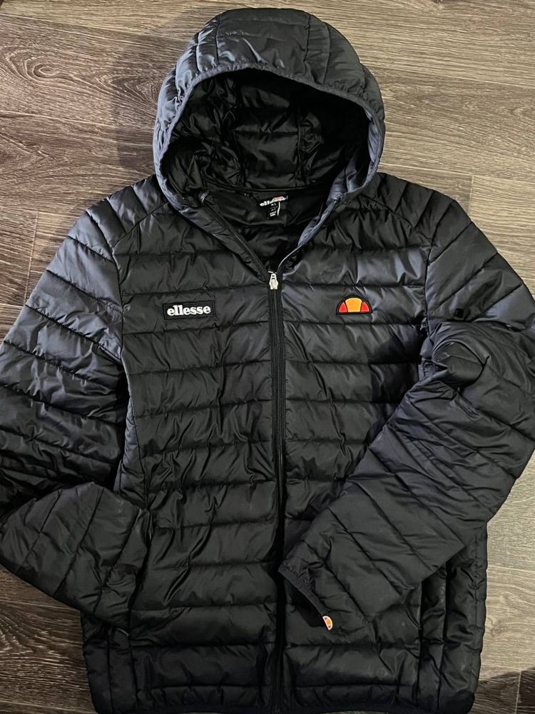 Курточка ellesse