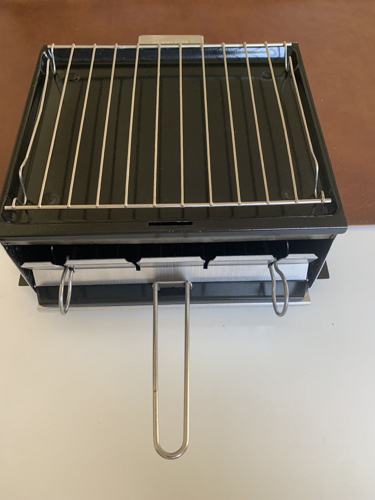Aka grill,opiekacz do kanapek DDR