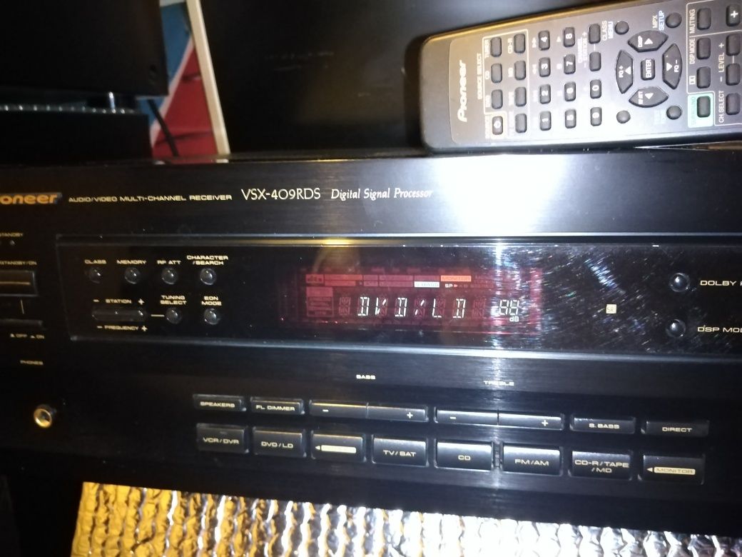 Amplificador Pioneer com rádio e comando