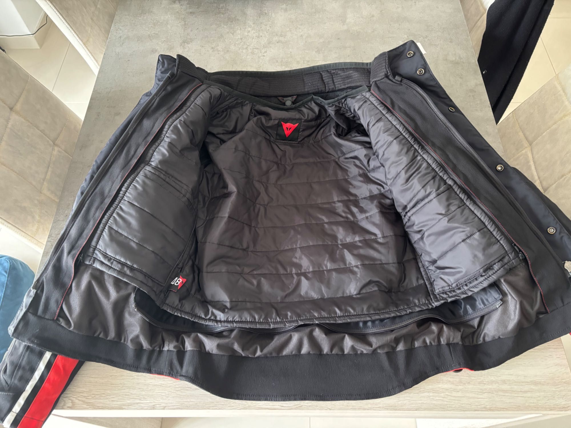 Casaco dainese tamanho 48