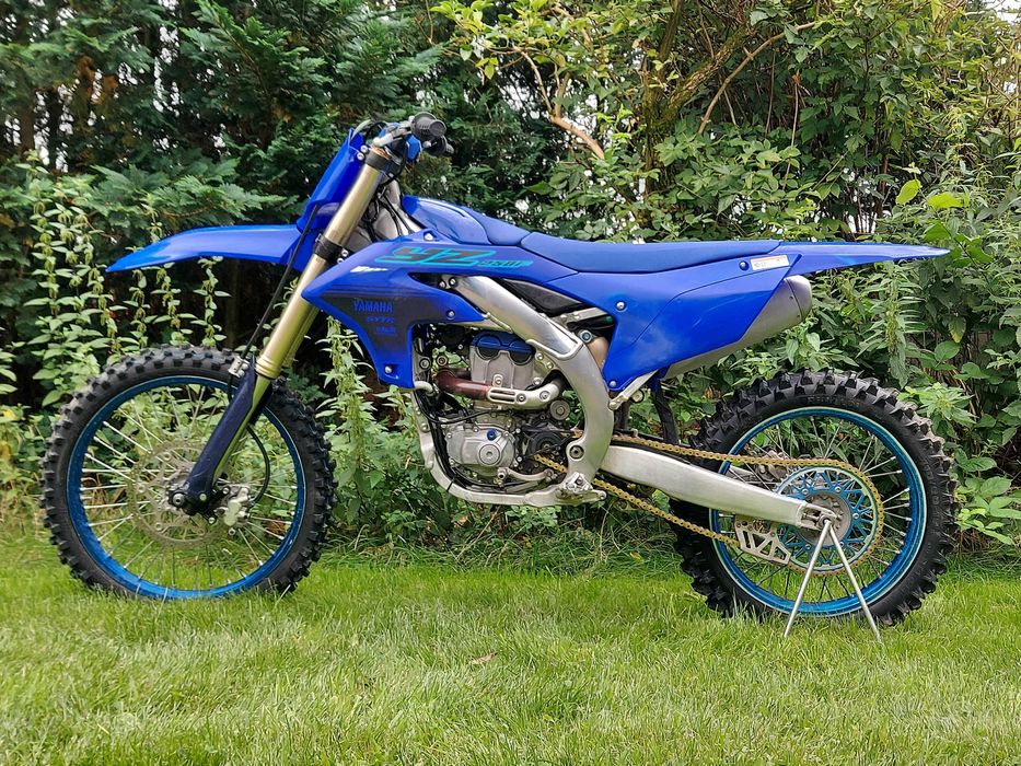 Yamaha YZF 250 | 2024 | 55 mth | Stan bardzo dobry | Po serwisie