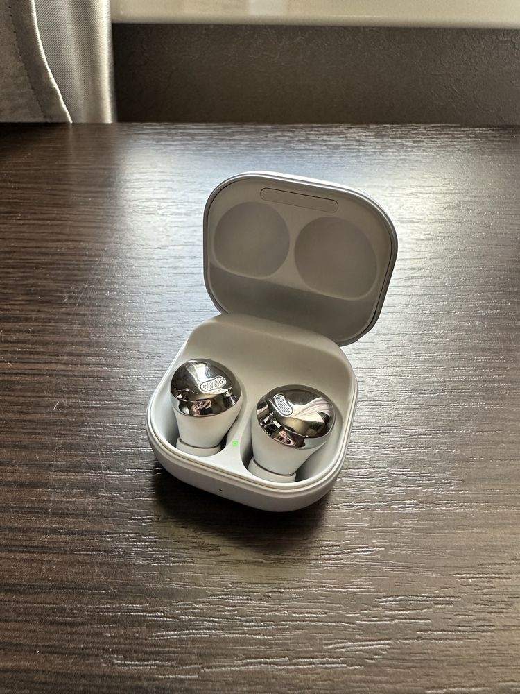 Оригінал Samsung Galaxy Buds Pro Silver + у подарунок два чохли
