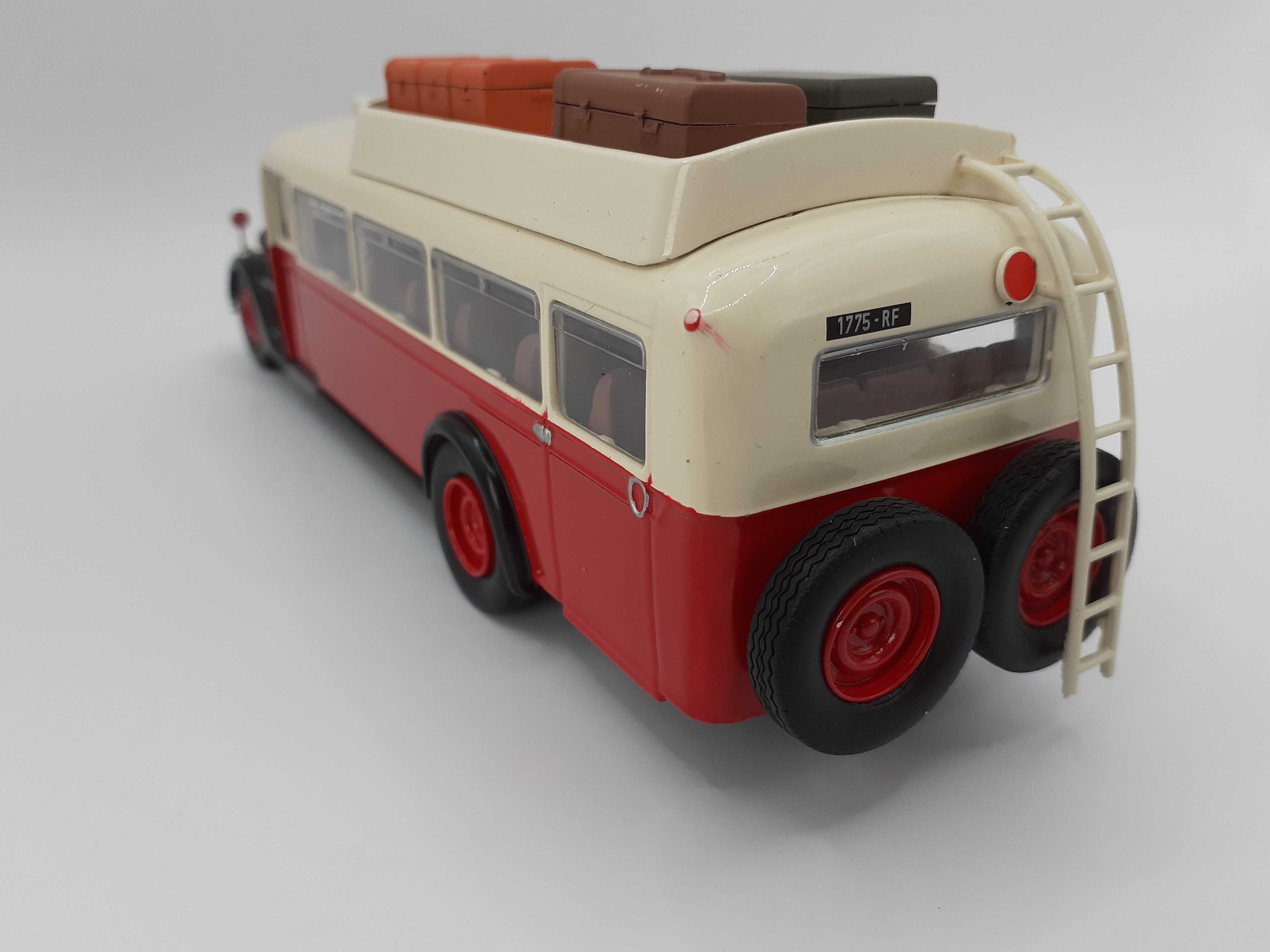 Miniatura escala 1:43