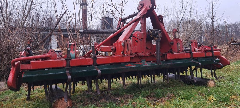 Brona aktywna/wirowa Lelly 3m wał pakera