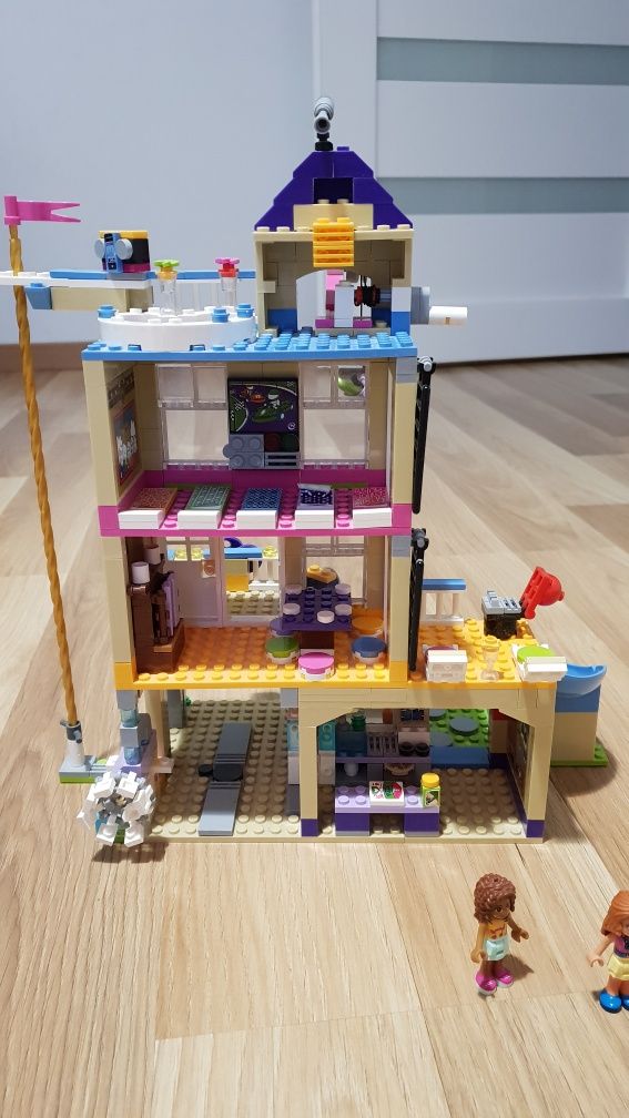 Klocki kompatybilne z Lego Friends Dom przyjaźni