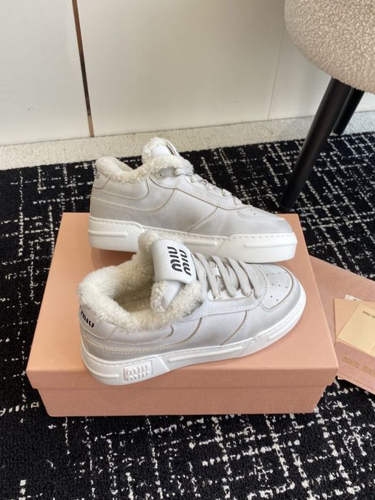 Кросівки з зутром MiuMiu! Розмір 39-40! Нова колекція! Повне пакування