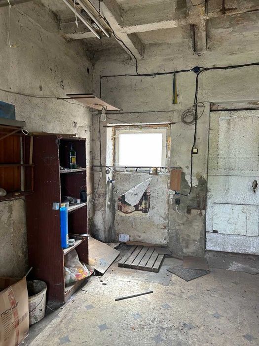 Продаж нежитлової будівлі (в пром зоні м. Умань)