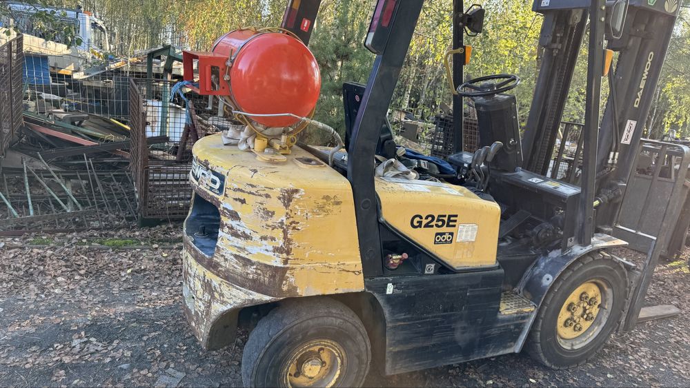 Wózek widłowy Daewoo G25E