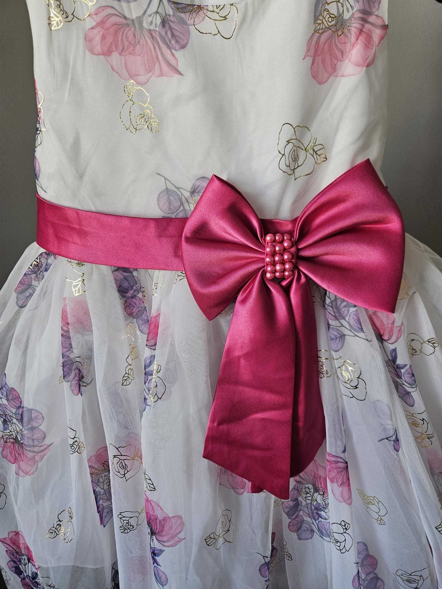 Sukienka rozkloszowana w kwiatki dla dziewczynki 12 lat