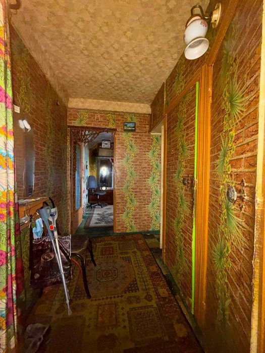 Продаж 2 кімн. квартири- вул. Михайла Грушевського (ДИМИТРОВА)