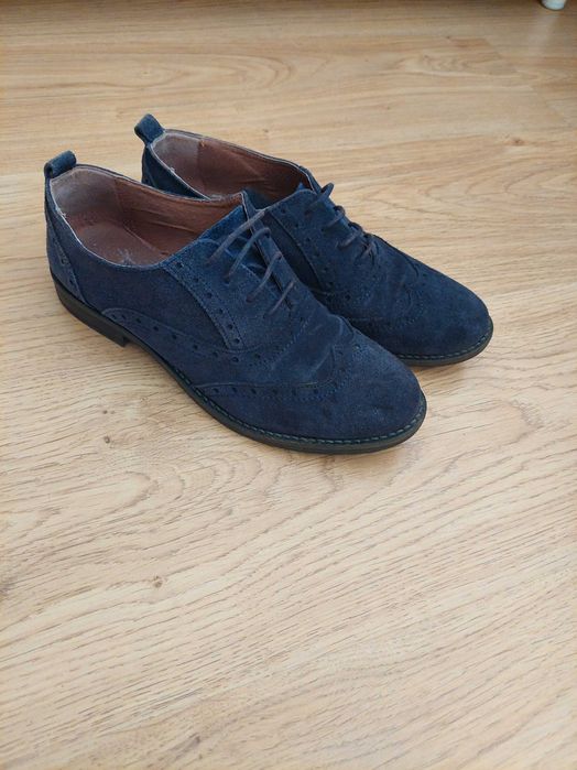 Sapatos mulher essltilo oxford camurça