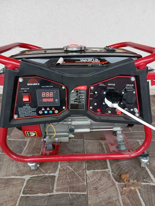 Продам бензогенератор