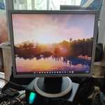 Монитор Samsung Syncmaster 940n 19 дюймов. Кабели в комплекте.