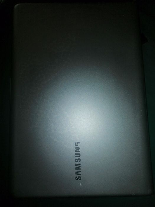 Samsung portátil fino Ultraleve bonito i3 8GB hd 500 + 24 gb