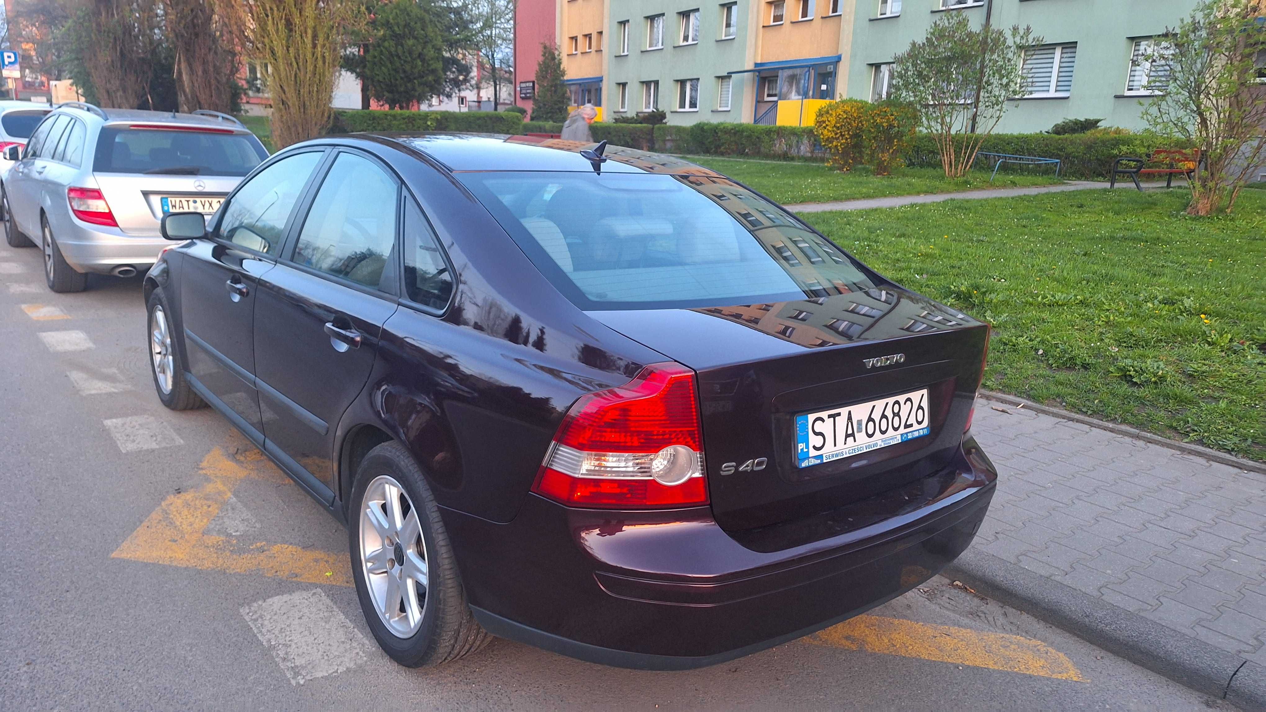 sprzedam volvo s40 z gazem gotowy do jazdy