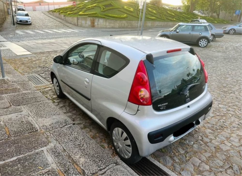 Peugeot 107 1.0 gasolina