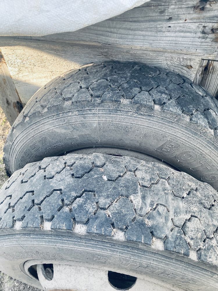Шини гума резина 215/75 17.5