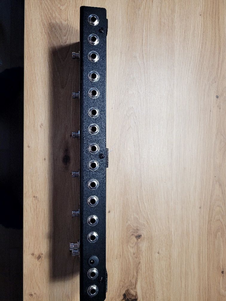 MOOER - CONTROLLER L6 - Pedał sterujący kontroler midi