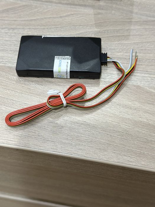 Професійний GPS‑трекер з підтримкою LTE — Teltonika FMC920