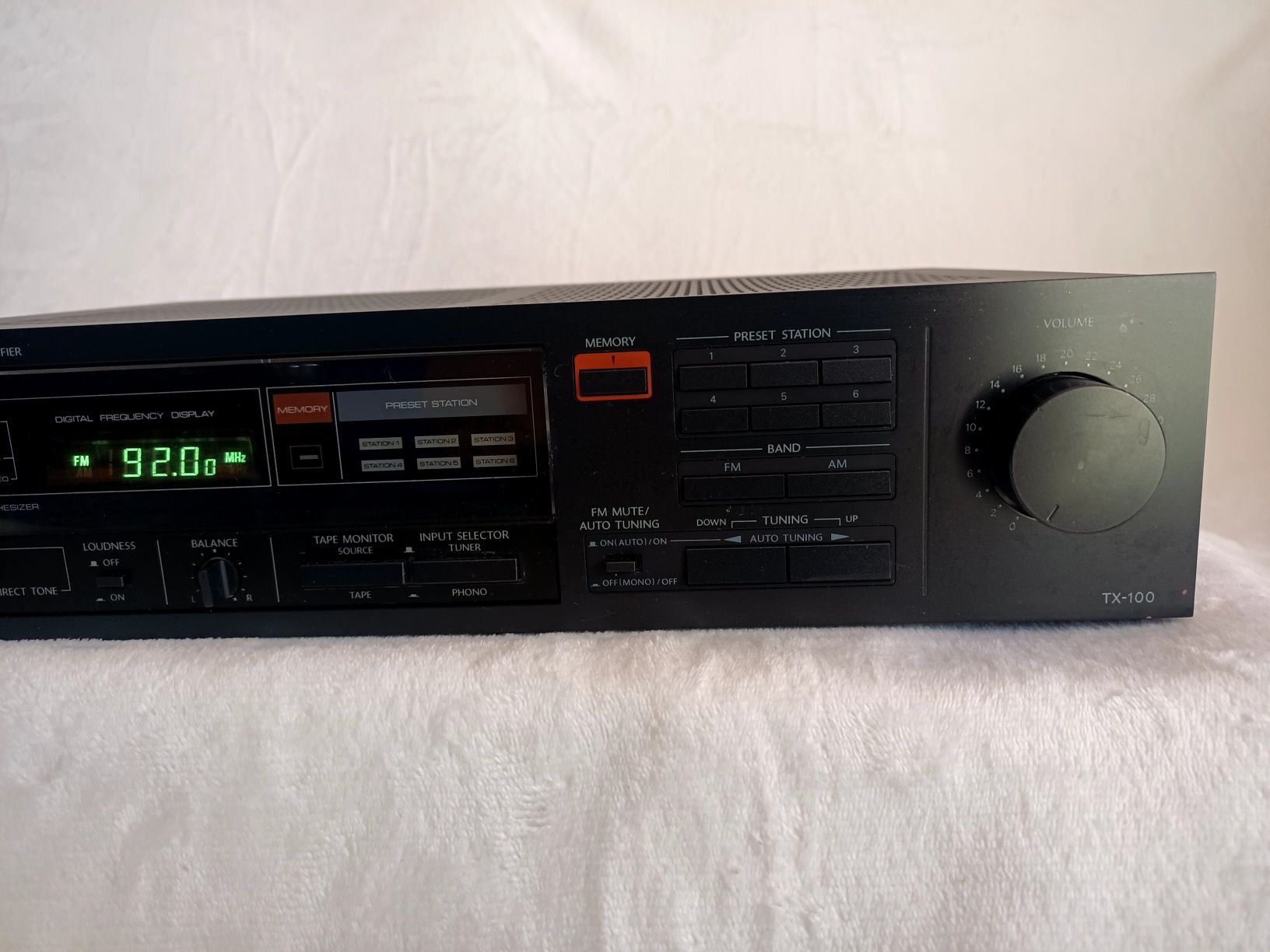 Amplituner Onkyo TX-100 TX100 2x30W Phono