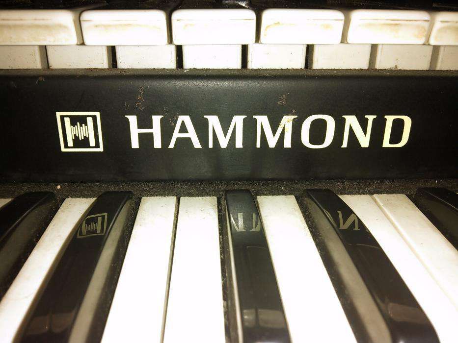 Orgão Vintage HAMMOND T524-C