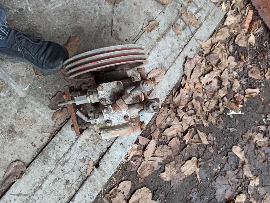 Тески и насос продам