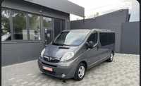 Продам двигатель2.0л,коробка и много запчастей opel vivaro