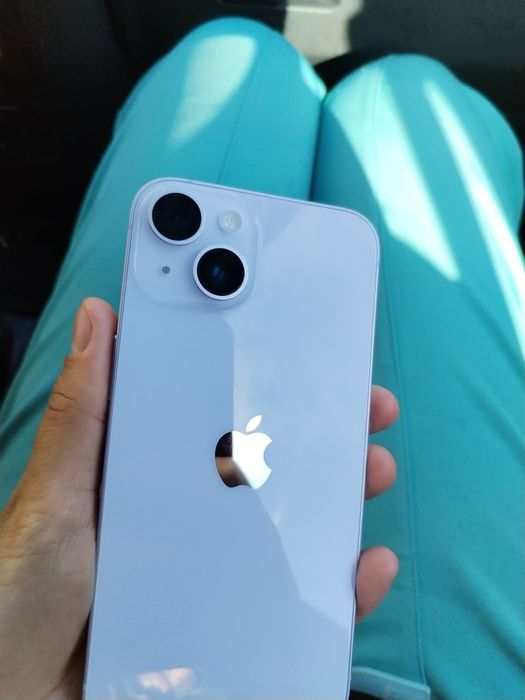 Apple iPhone 14 - 128GB - Roxo