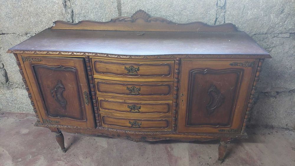 Vende-se louceiro usado