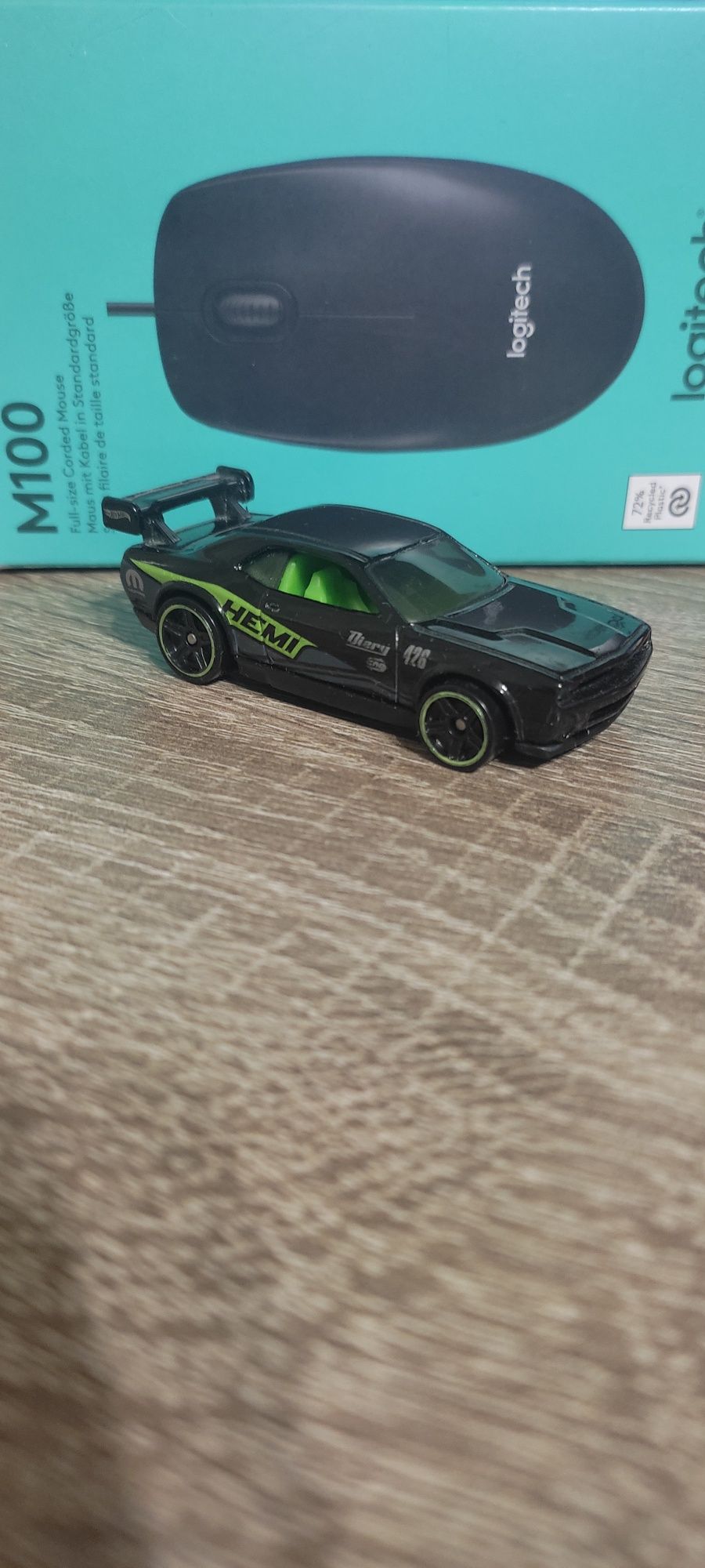 HotWheels Nightburnerz-2020 Dodge Challenger Drift Car