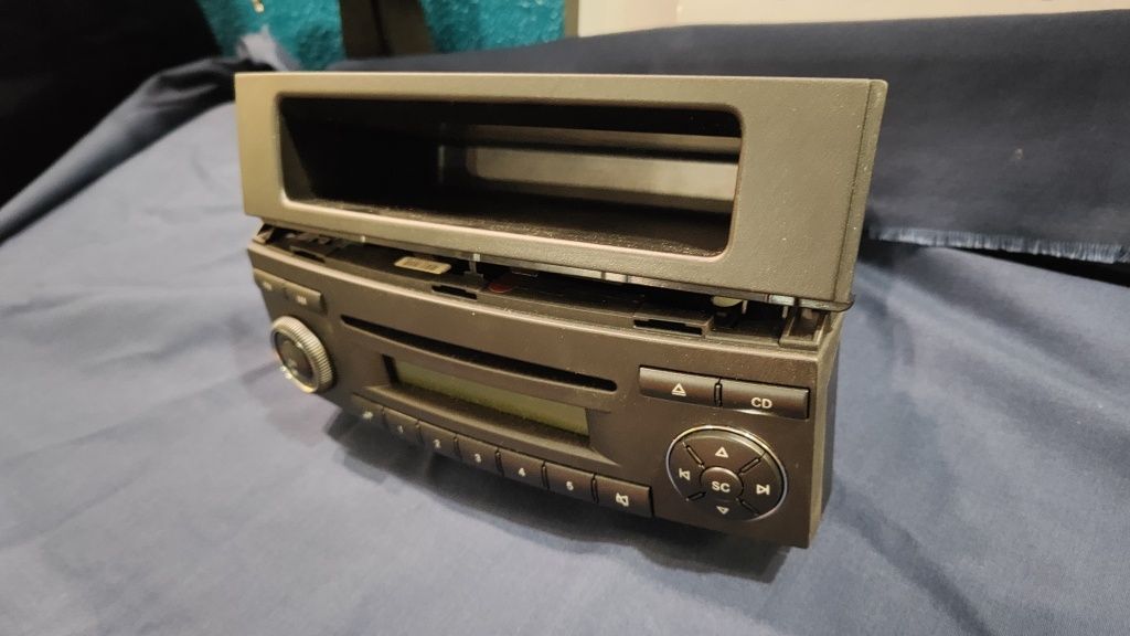 Auto radio para Mercedes Vito 2008