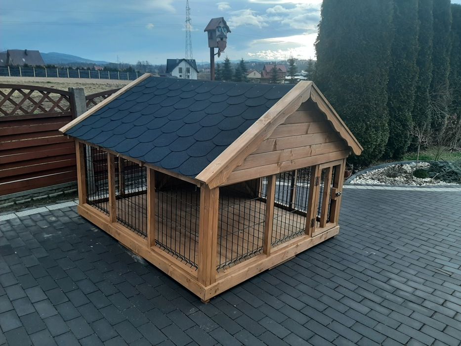 Kojec dla psa drewniany