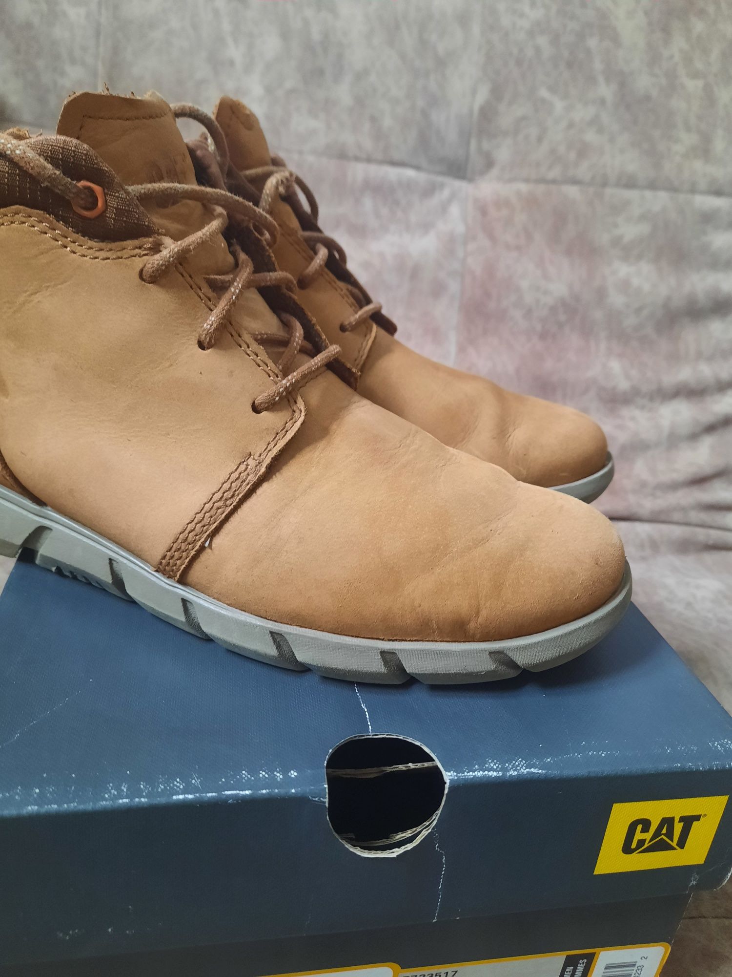 Ботинки Caterpillar Hendon р.40(26cm)
Hendon