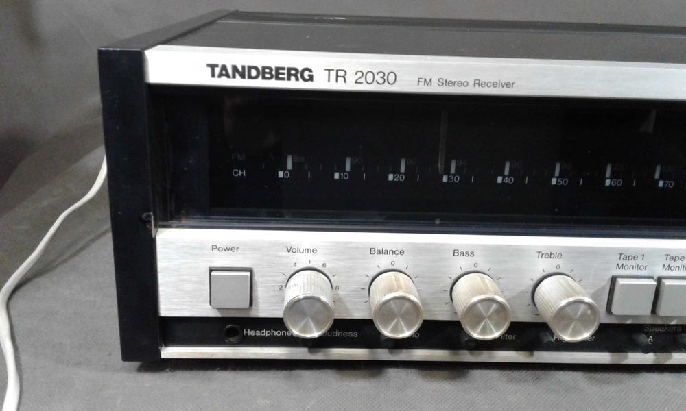 TANDBERG TR 2030,amplituner stereo vintage