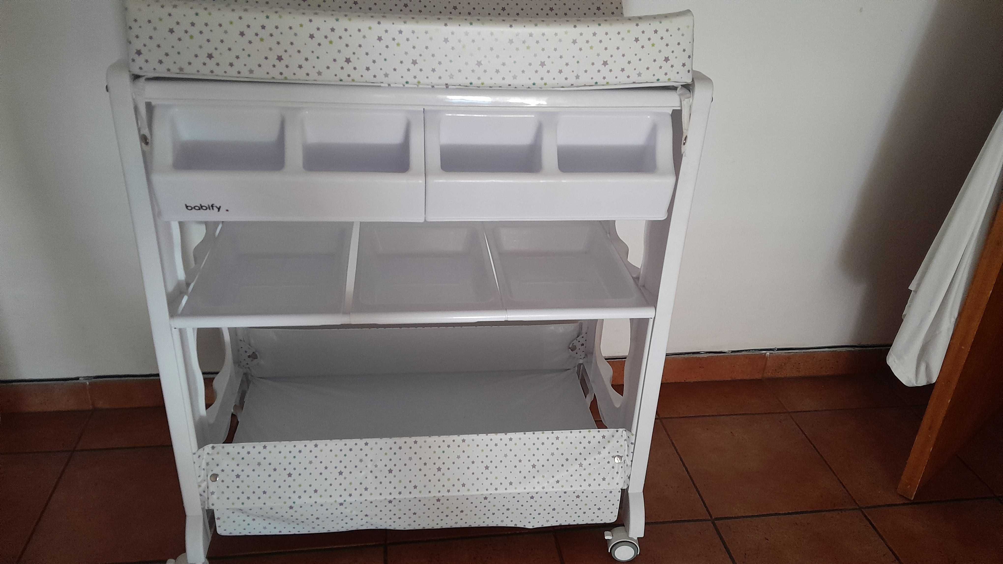 Mudador bebe com uso mas esta como novo