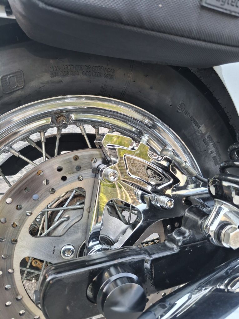 Harley-Davidson Dyna FXDL