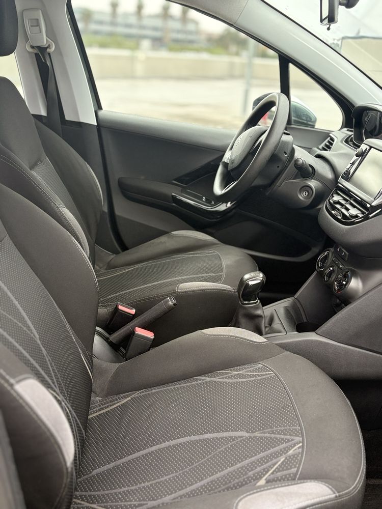 Peugeot 208 1.2 PureTech Style