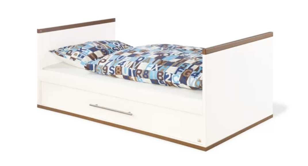 Cama infantil com gaveta