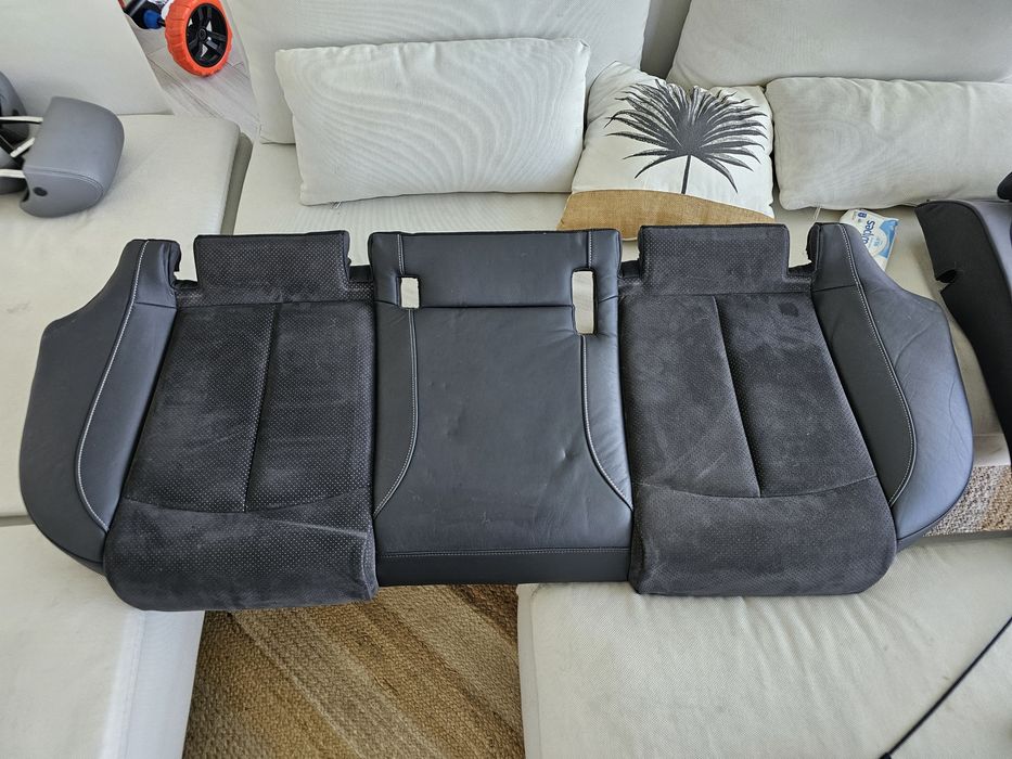 Bancos TRÁS em pele Audi A6 Avant 2019 novos!