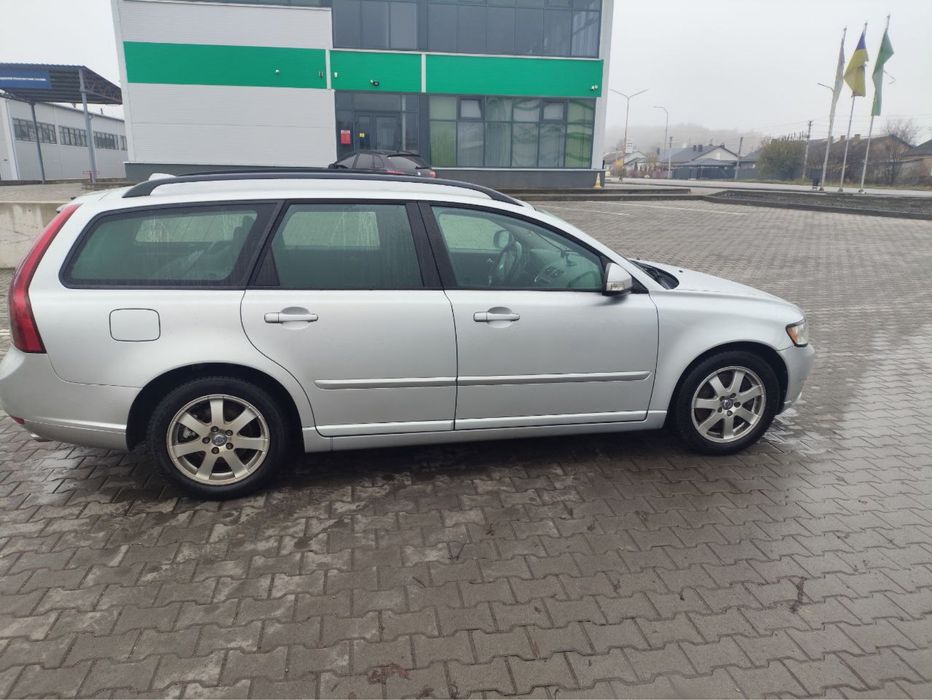 Продаю Volvo V50