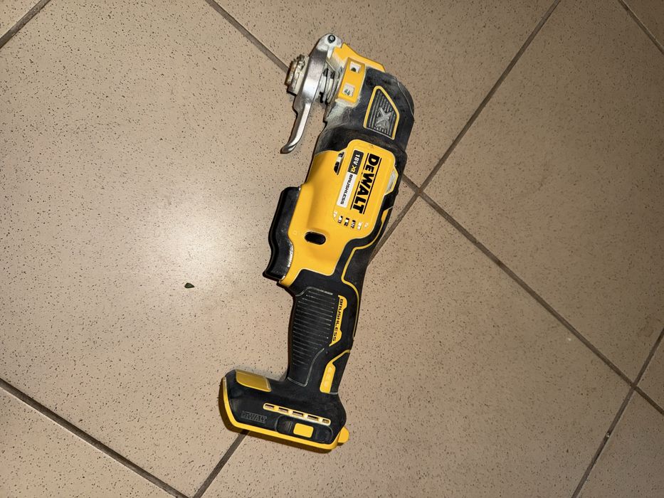 Dewalt DCS355 Multitool