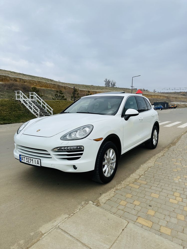 Porsche cayenne 2013