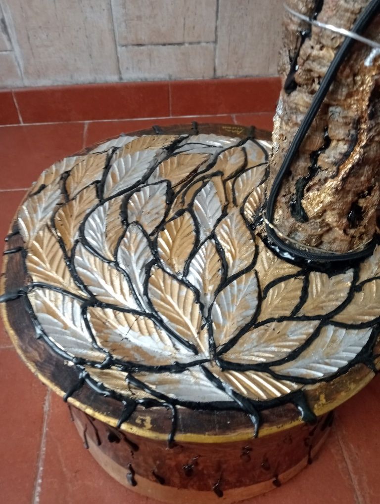 Candeeiro de pé de autor