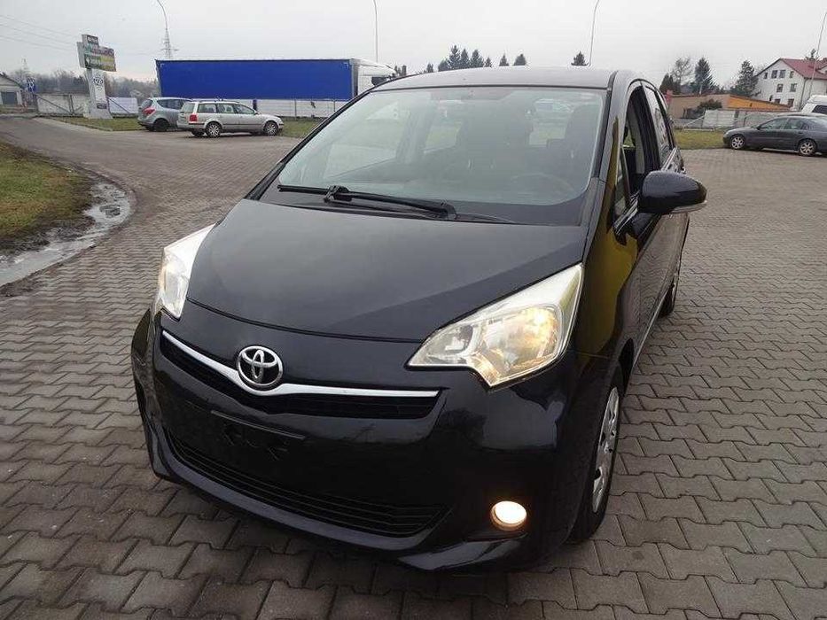 Toyota verso S # benzyna # Nawigacja # Idealna do miasta