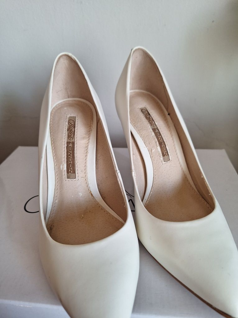 Buty szpilki Buffalo London rozmiar 36 białe nowe