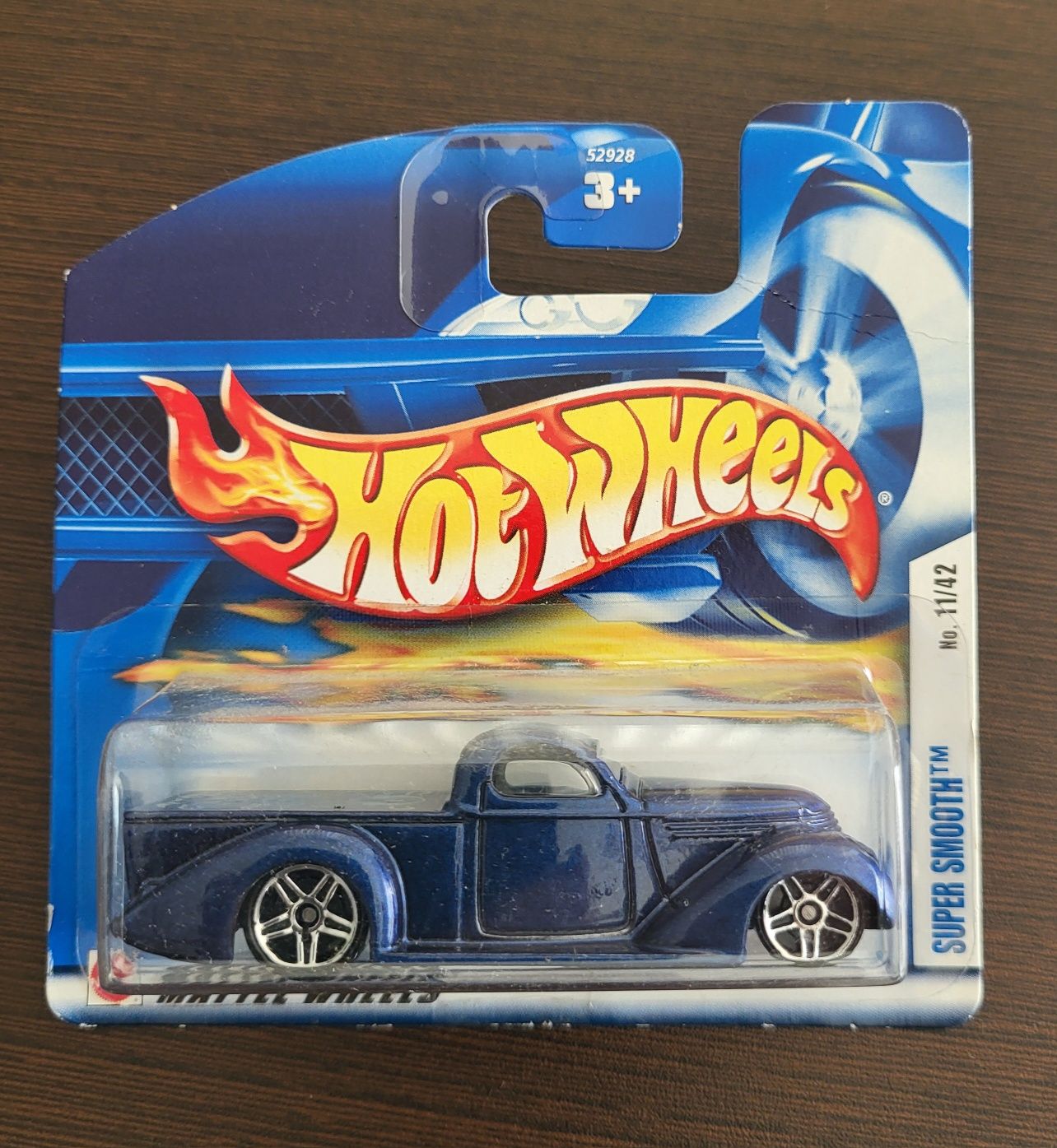 Hotwheels antigos,  ano 2001.