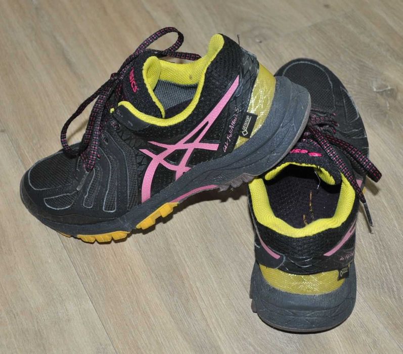 Adidasy ASICS GEL-FujiAttack 5  R.39 sportowe, do biegania