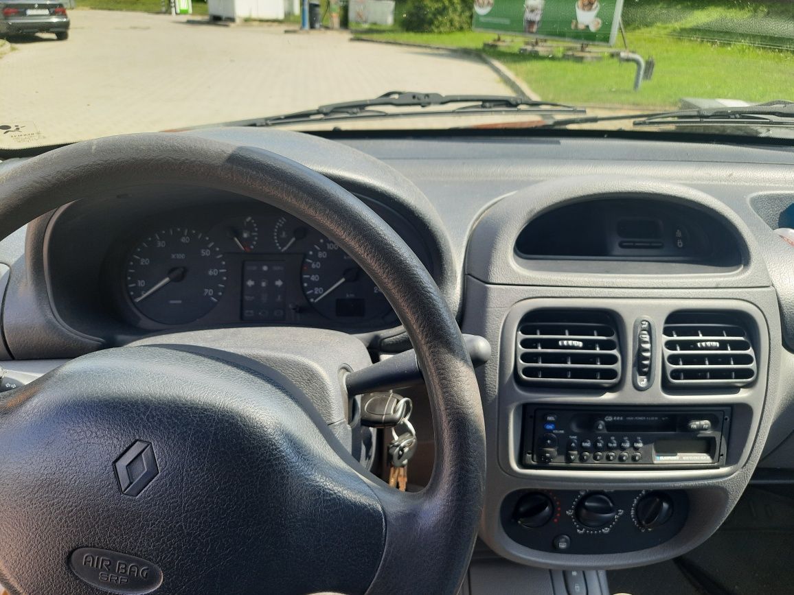 Renault clio 1.2 RN  31tkm. Krajowy