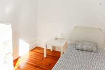 23940 - Quarto de solteiro Moderno perto de...